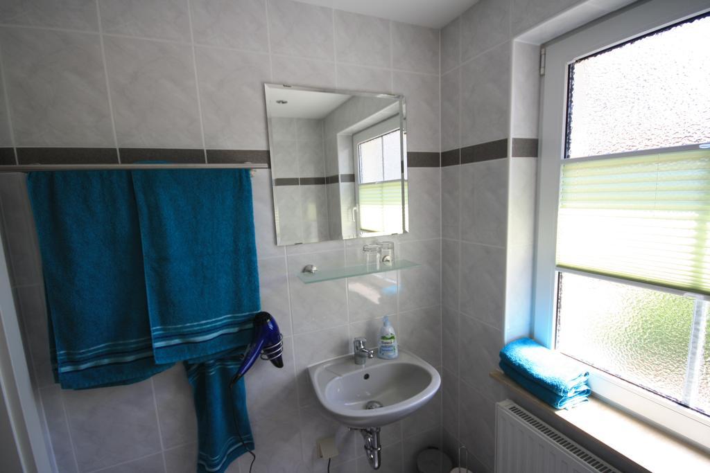 Ferienhaus Zum Gaesschen Weißenfels Habitación foto